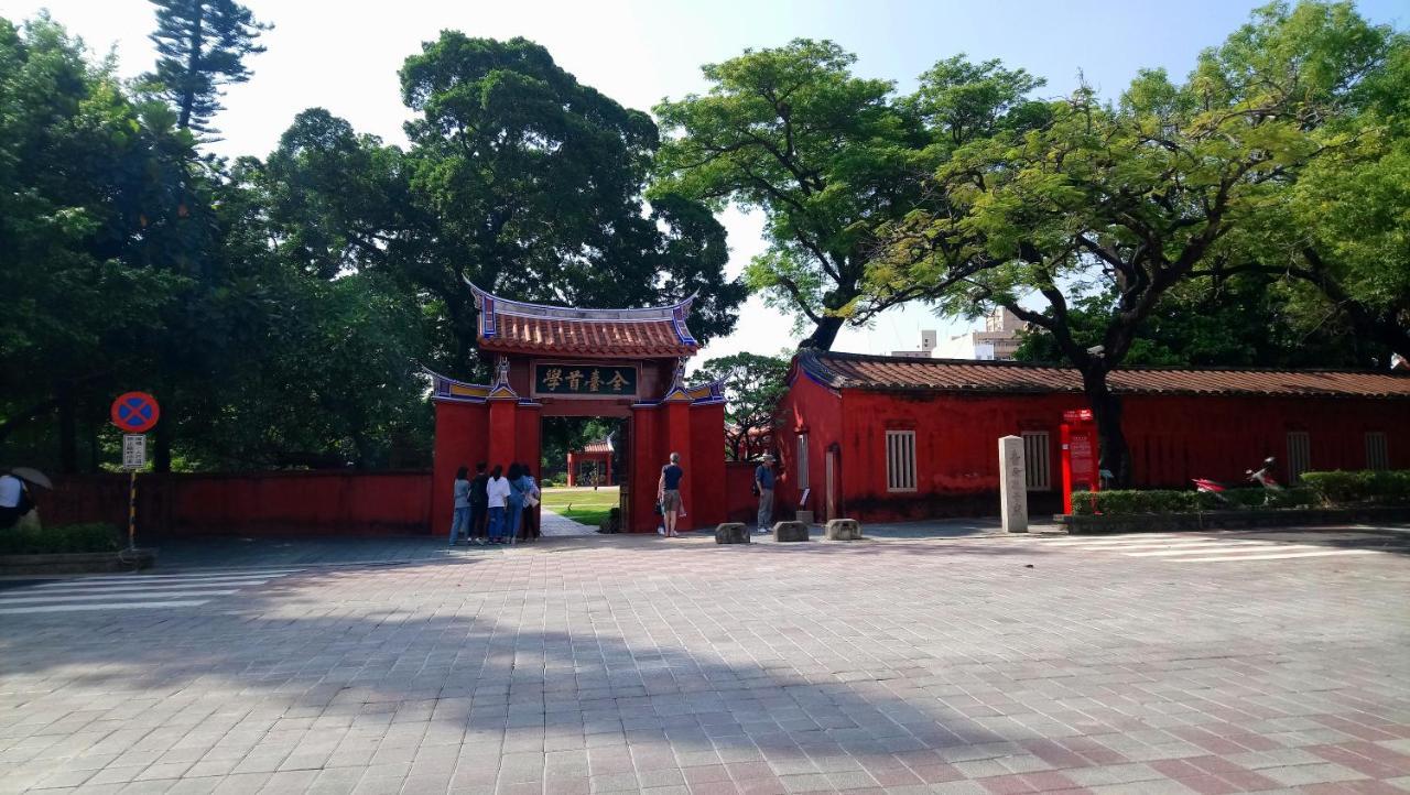 台南嘉園旅店 Jia Inn 外观 照片